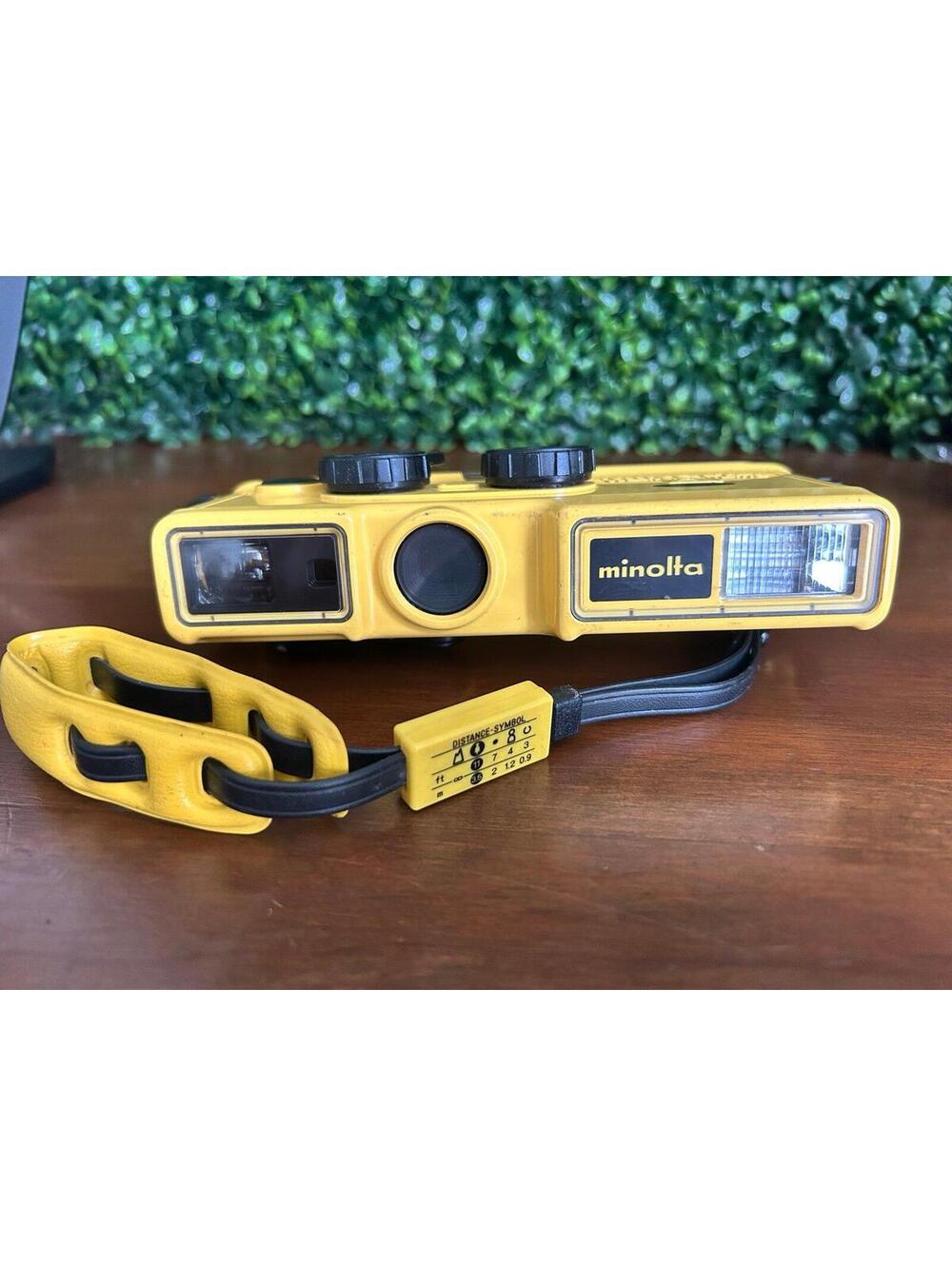 Minolta Weathermatic Dual 35 Waterproof 35mm Film Camera Yellow